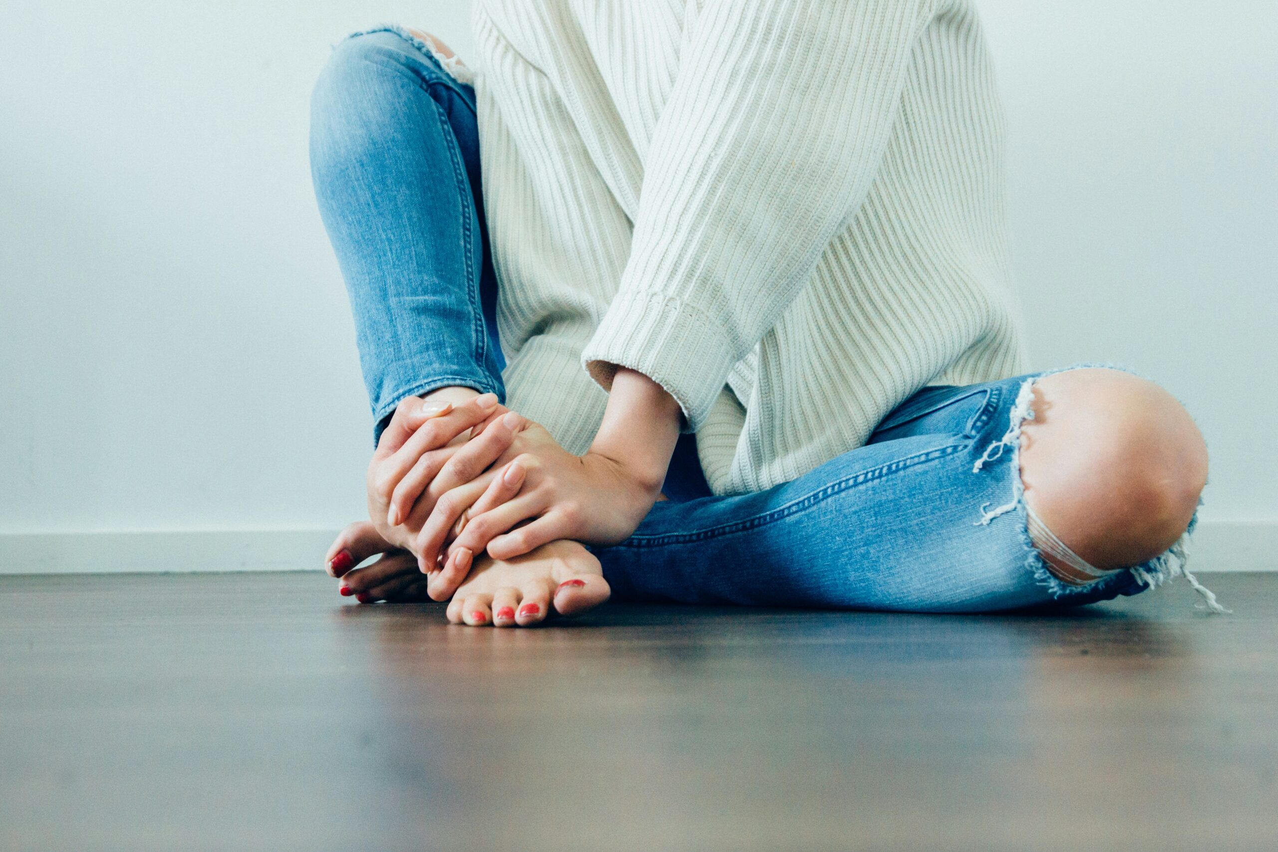 Pain in the Bottom of Your Foot: What’s Causing It? (and what to do next)